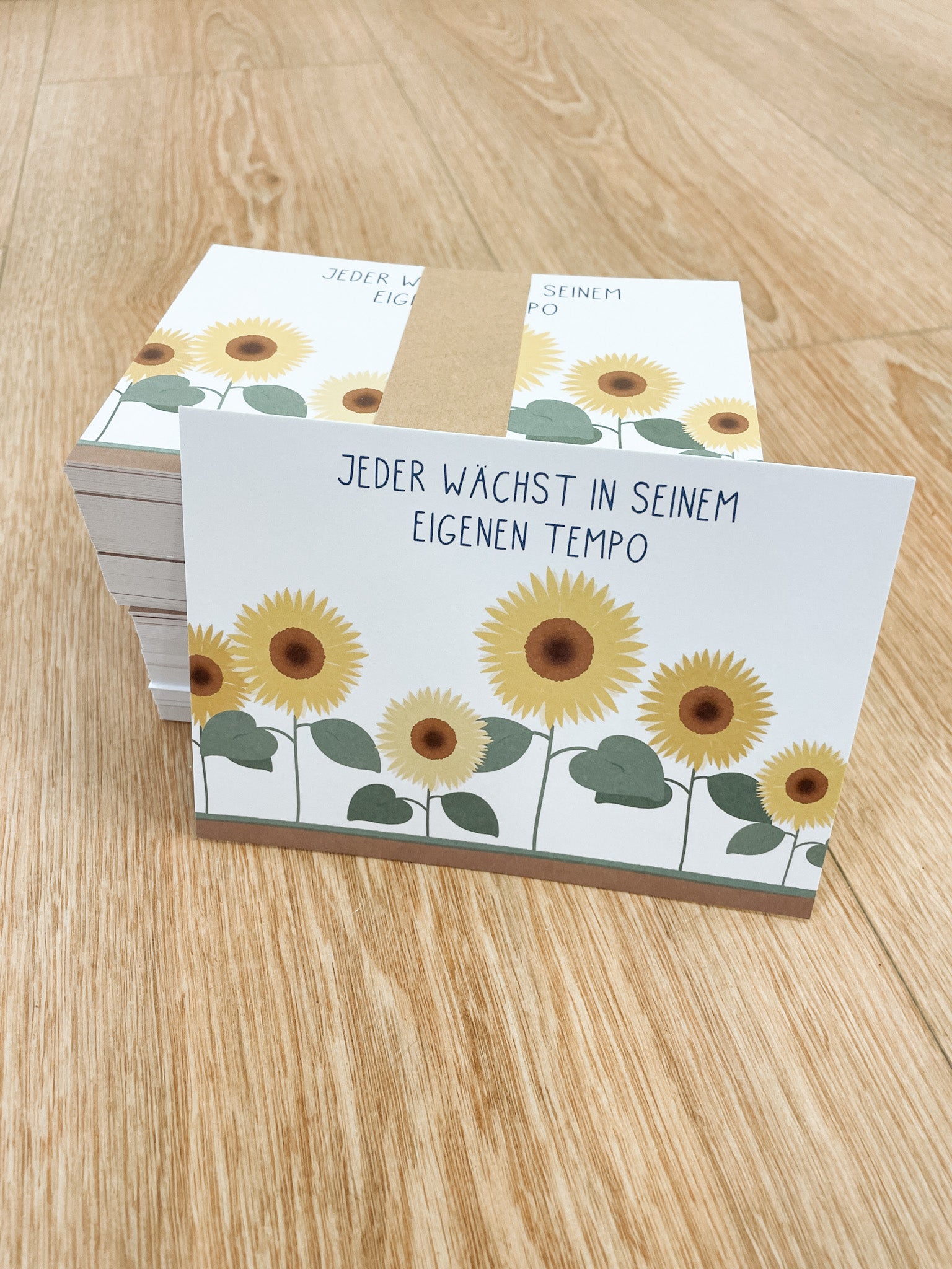 B-Ware: Postkarte Mutmacher "JEDER WÄCHST IN SEINEM EIGENEN TEMPO"