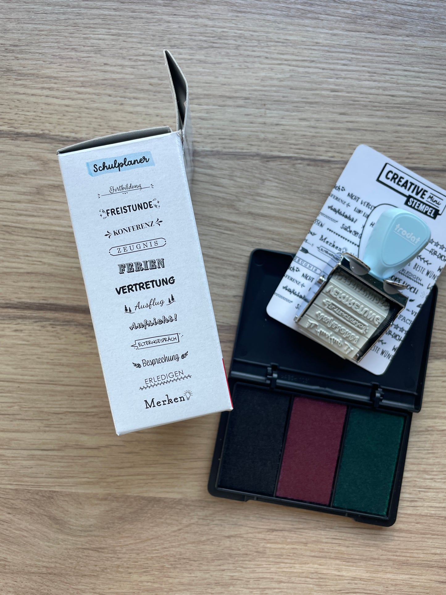Stempel Schulplaner pastellblau - 12 Motive + 3-farbiges Stempelkissen